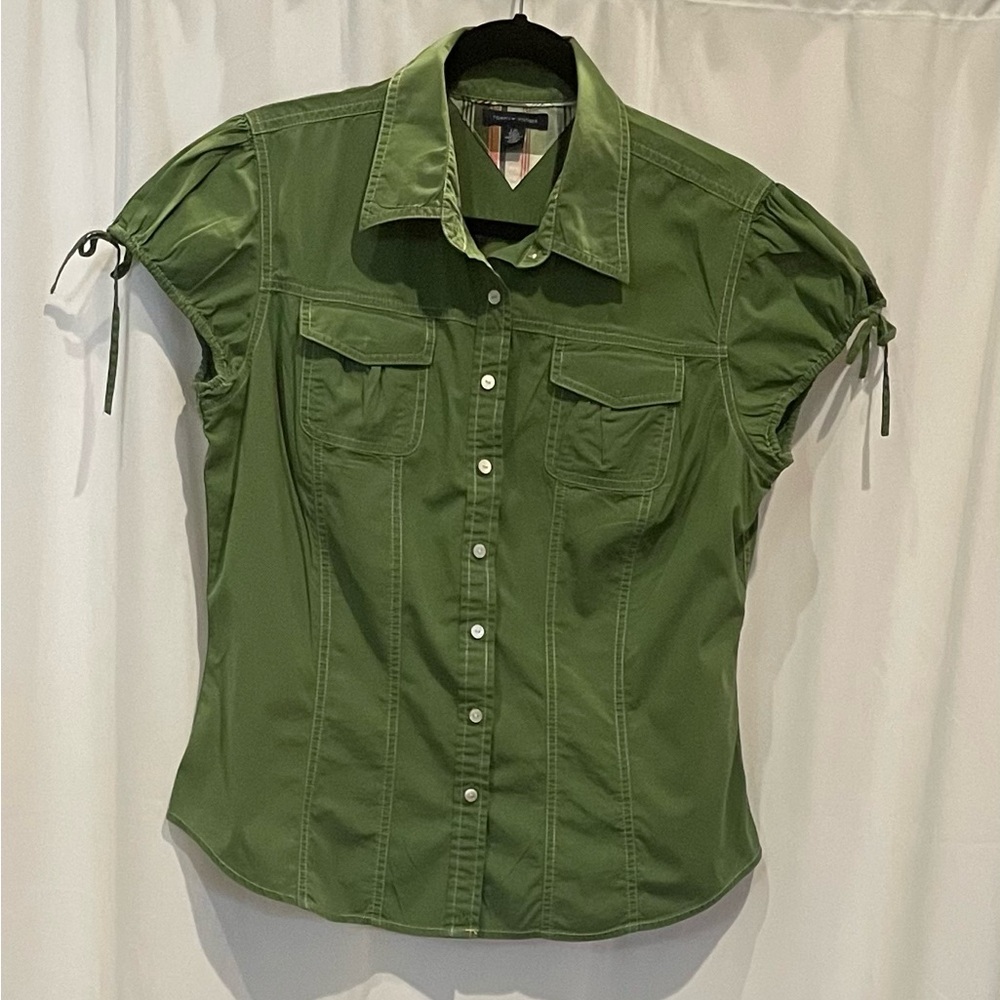 Green cotton short sleeve shirt